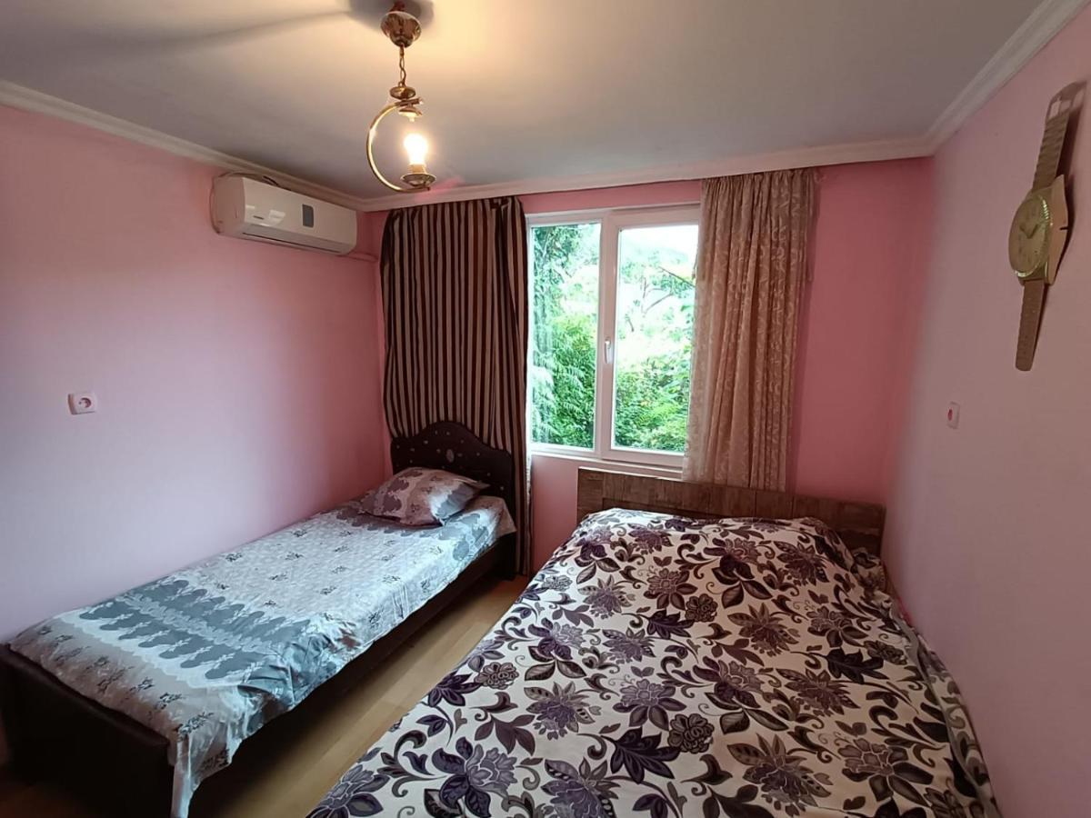 Bata Apartment Sarpi Zewnętrze zdjęcie